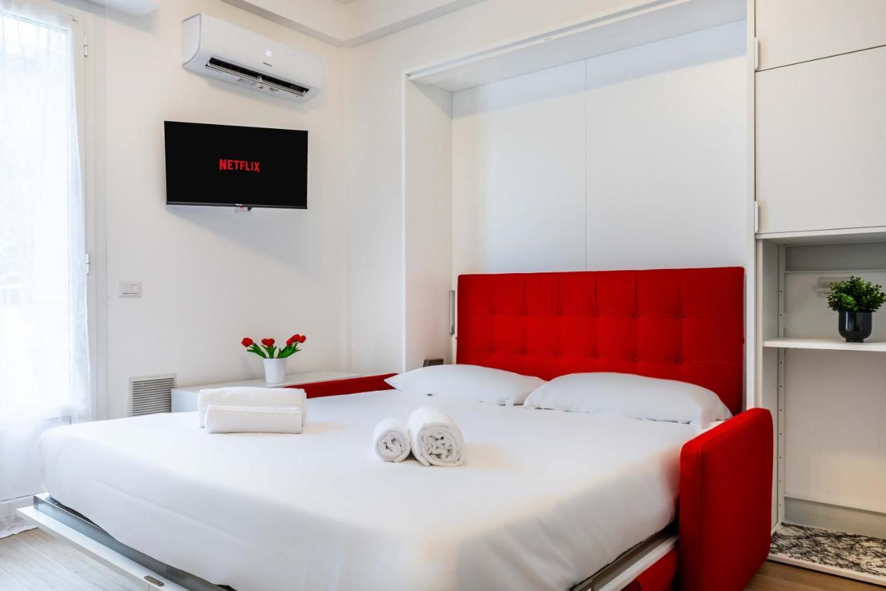 Prada & Bocconi - Cozy Studio, Fast Wifi, Tram Milan Bagian luar foto